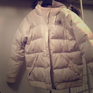 Girls Northface Puffer Coat, Size Large